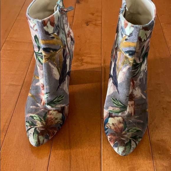 Nine West Savitra Velvet Taupe Booties - Picture 3 of 12